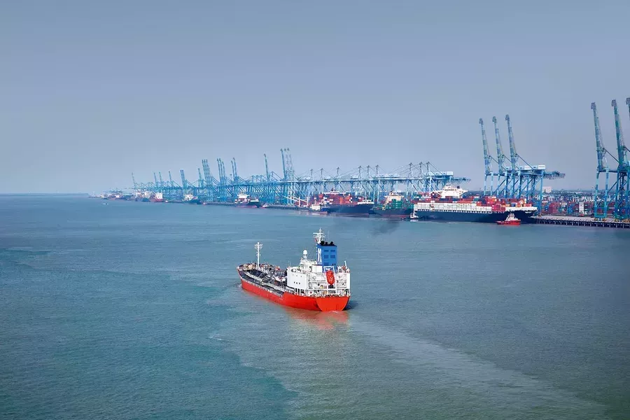 Vessel navigating river