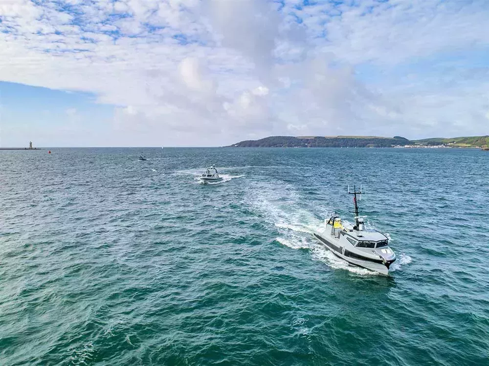 Two autonomous vessels at sea