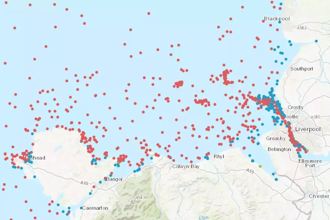 Wrecks and obstructions around UK Liverpool